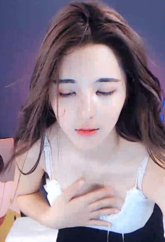 虎牙玹儿钞票枪定制热舞合集：24V+6g视频数量惊人，百度盘转载搬运