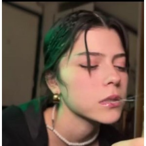 美貌主播Blake特写合集[16V2.5G]：福利姬的青春期视频