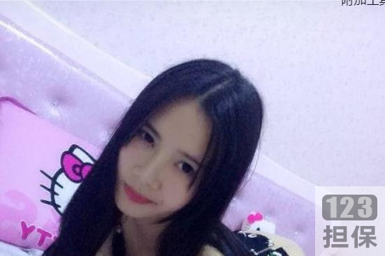 性感模特大学萌妹最新合集11V11.2G，私照自拍引发话题