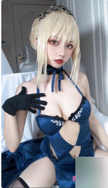 御萝双修私人订制模特果咩酱最新合集19套496P5.5G，御姐与可爱完美结合