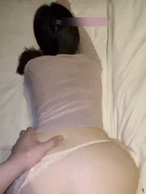 超清原创推特姐姐探索瑜伽紧身诱惑户外1部437M