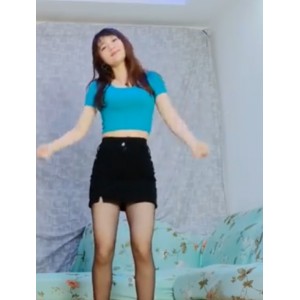 广场舞热舞巧小君30部合集8.5G扭动腰肢