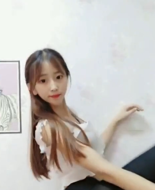 快手奥利圆妹一字马视频42部441M珍藏版